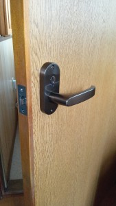 トイレドアノブ